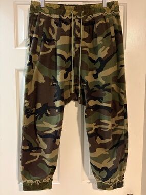 R13 Olive and Brown Camo Harem Sweatpant size Large